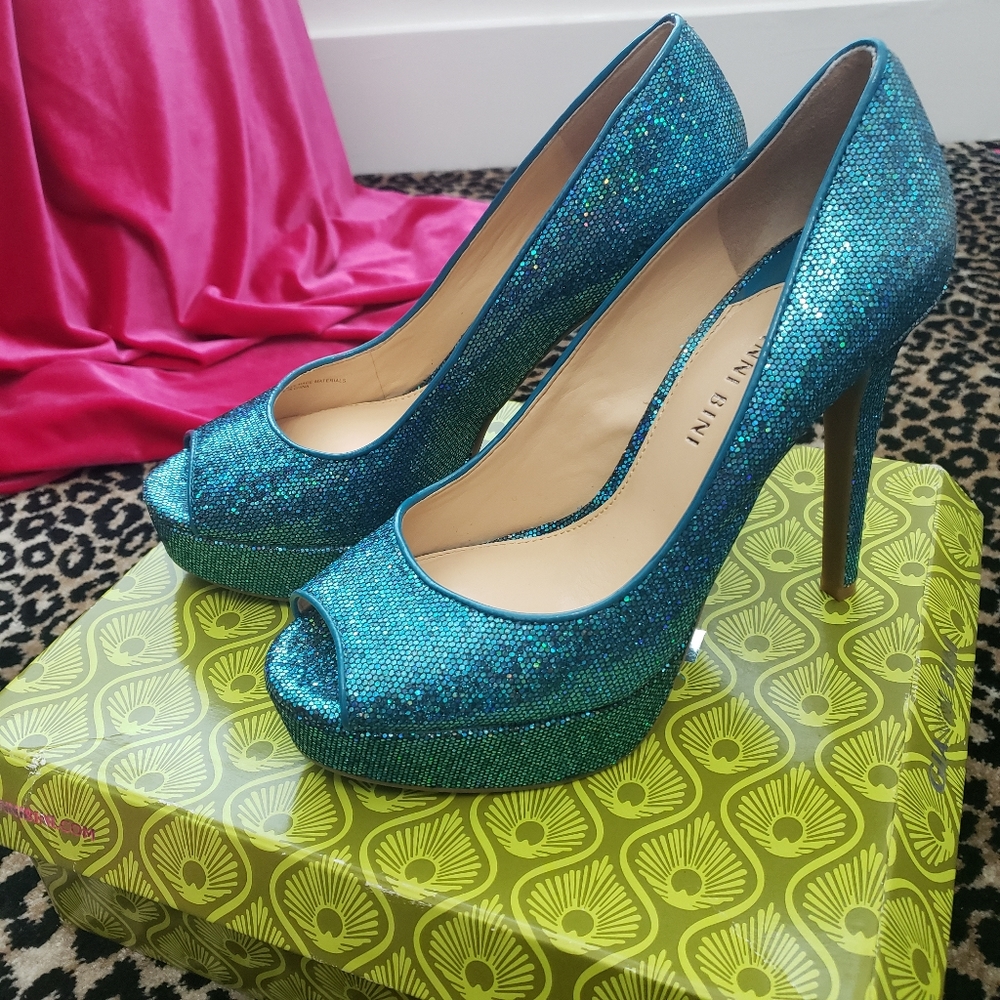 GIANNI BINI Mandy438 Sequin Heels in box Size 7